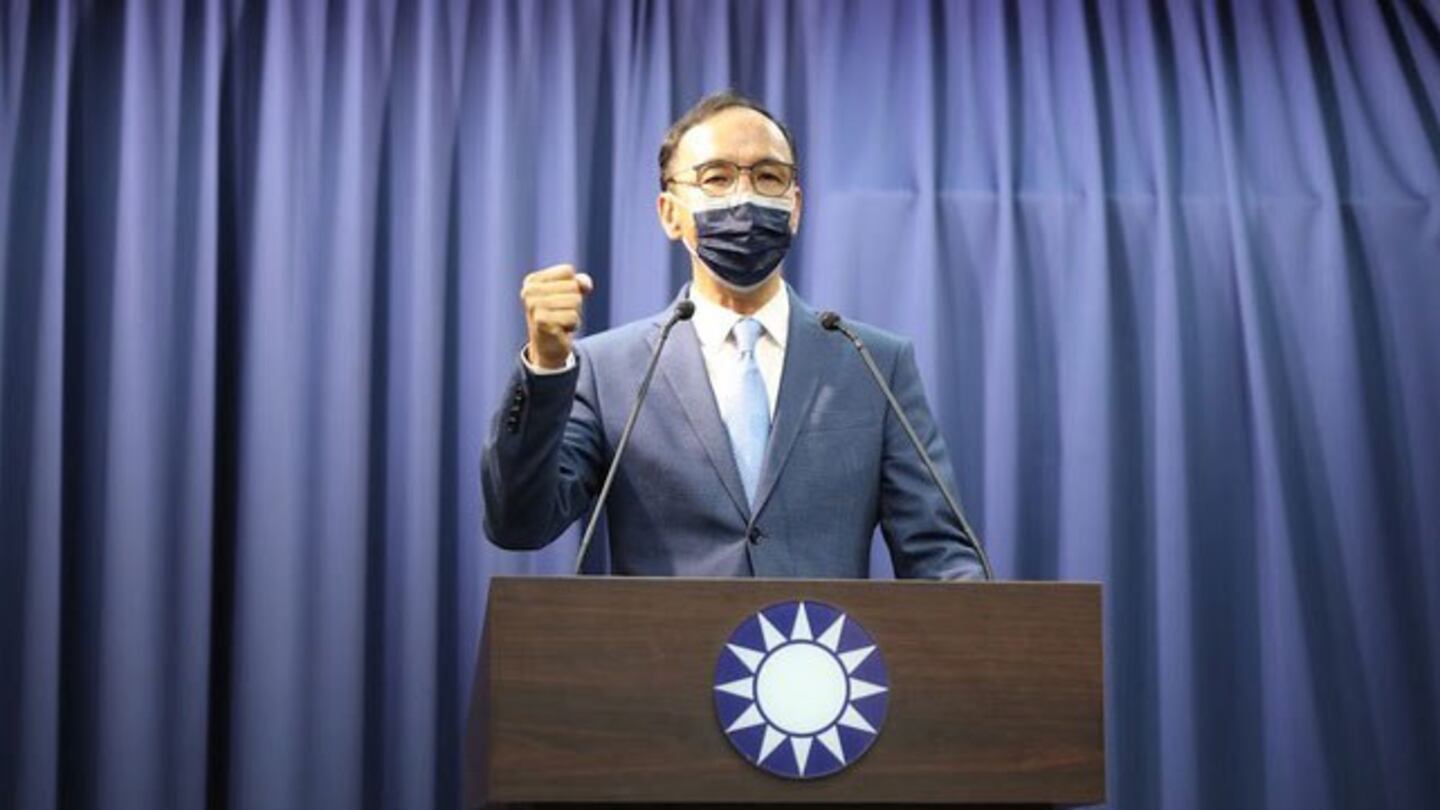 国民党主席选举 朱立伦击败主张统一的张亚中 – 普通话主页