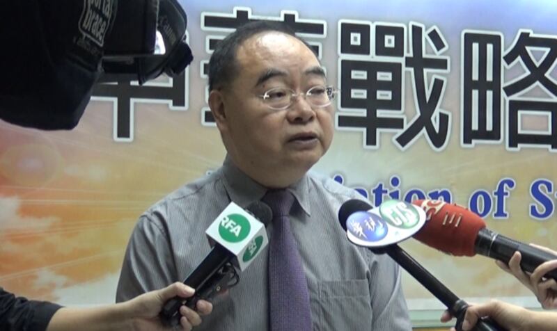 淡江大学中国大陆研究所副教授李志强谈美国大选。（记者夏小华摄）