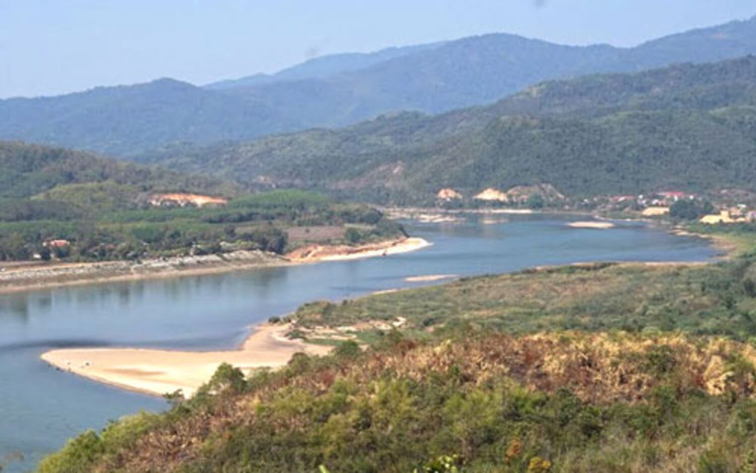 Running Dry: Drought And Dams Deplete The Mighty Mekong