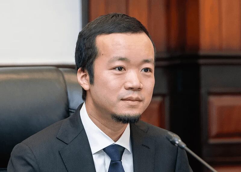 目前在帛琉投資房產和度假村計劃的太子集團創立人——中國商人陳志。該集團被指涉嫌洗錢、電信詐欺、人口販運等。