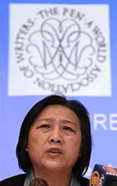 GaoYu_pen_HK150.jpg