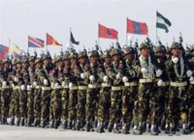 army_parade_200px.jpg