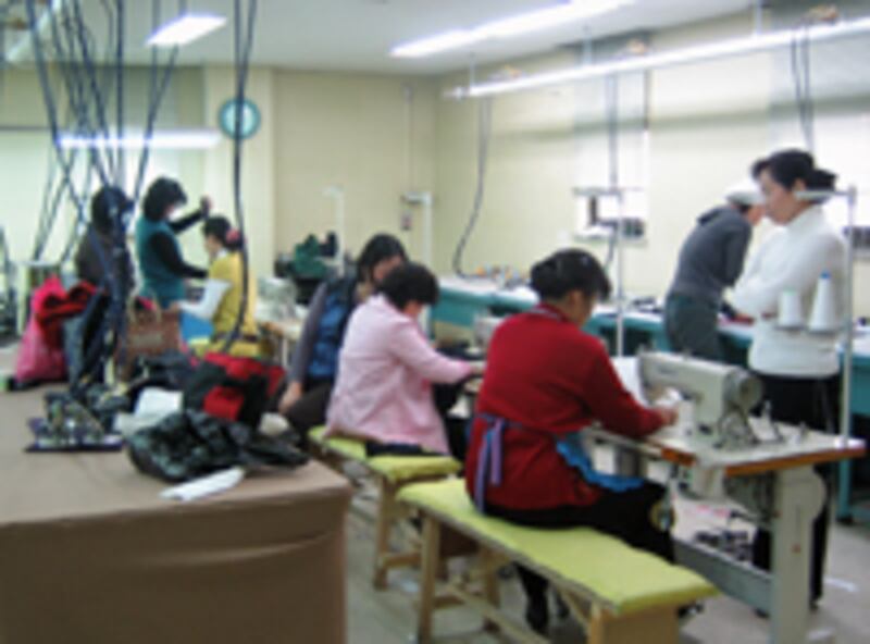 defector_career_center2-200.jpg
