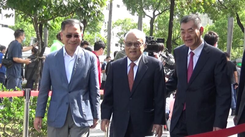 年近90岁的前台北市长许水德。（记者夏小华摄）