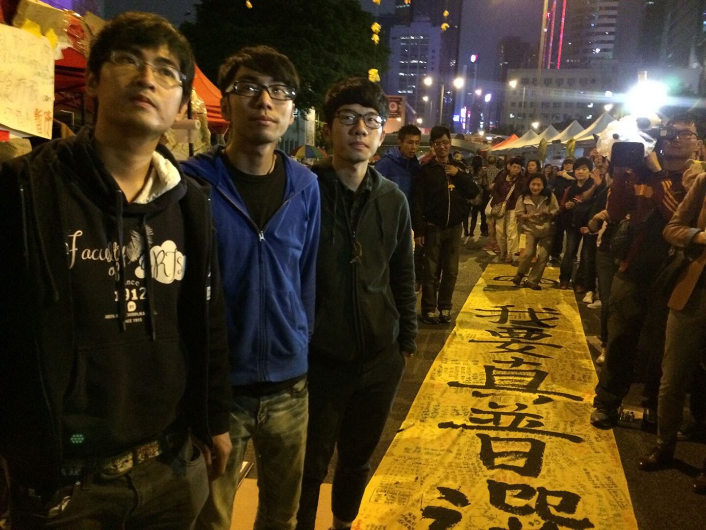 香港雨伞运动八周年 推动者无怨无悔 – 普通话主页