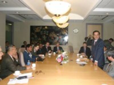 LeCongPhung_WashDC_012308_200.jpg