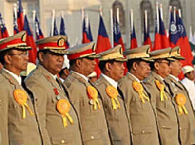 generals_07_inde_200px.jpg