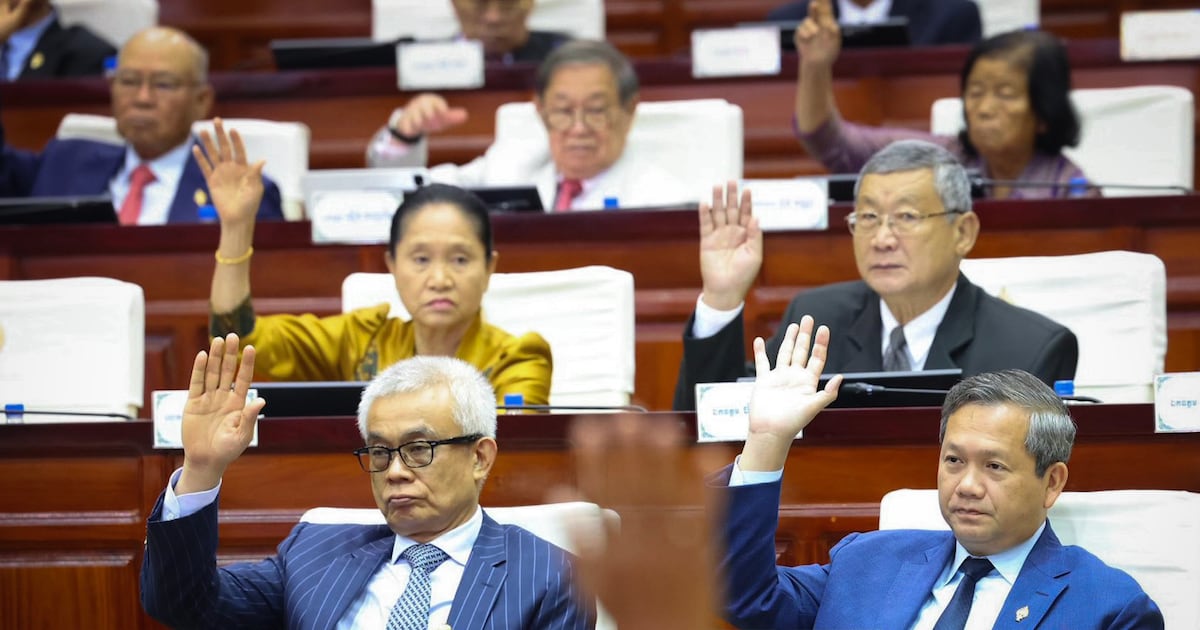 Cambodian lawmakers pass bill allowing government to revoke citizenship Cambodian lawmakers pass bill allowing government to revoke citizenship