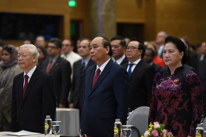 Hình minh hoạ. Ba lãnh đạo cao cấp của Đảng Cộng sản Việt Nam: (từ trái sang) Tổng bí thư kiêm Chủ tịch nước Nguyễn Phú Trọng, Thủ tướng Nguyễn Xuân Phúc, Chủ tịch Quốc hội Nguyễn Thị Kim Ngân dự Thượng đỉnh ASEAN 37 ở Hà Nội hôm 12/11/2020
