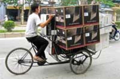 TradeComputerWto200.jpg