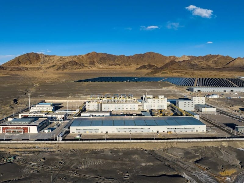 གཞིས་རྩེ་གྲོང་ཁྱེར་འབྲོང་པ་རྫོང་གི་གྲབ་ཡེར་ཚྭ་ཁ།