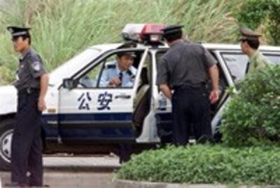 POLICE-200.jpg