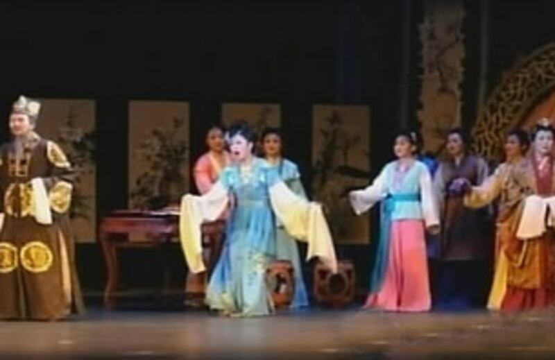 nk_ch_opera_305