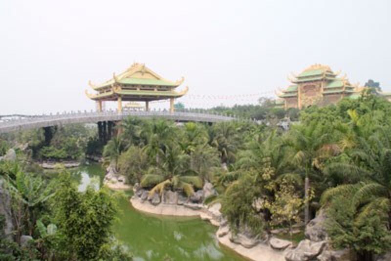 Khu du lịch Lạc cảnh Đại nam Văn hiến tại tỉnh Bình Dương, ảnh chụp năm 2011. RFA PHOTO.