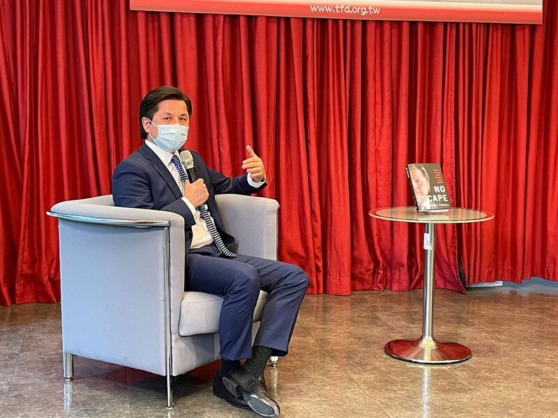 正在台湾访问的美国国际宗教自由委员会主席努里·特克尔（Nury Turkel）希望联合国针对新疆人权问题评估报告立刻召开一次紧急会议。（陈子非摄）