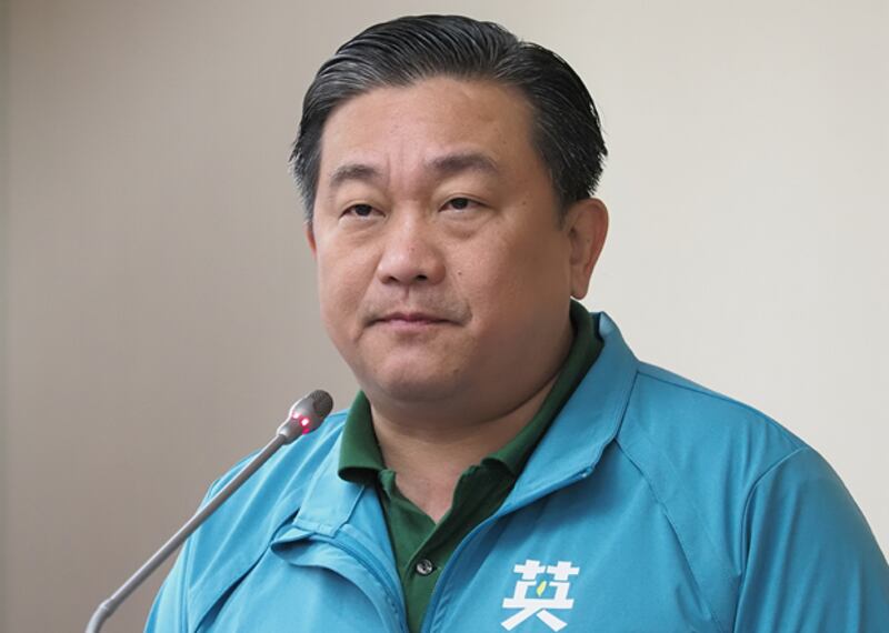 2019年12月5日,民進黨立委王定宇︰通過《難民法》可能成為中國滲透台灣的漏洞。(鍾廣政 攝)