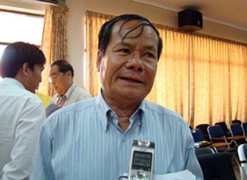 ណៅ ធួក ៣០៥