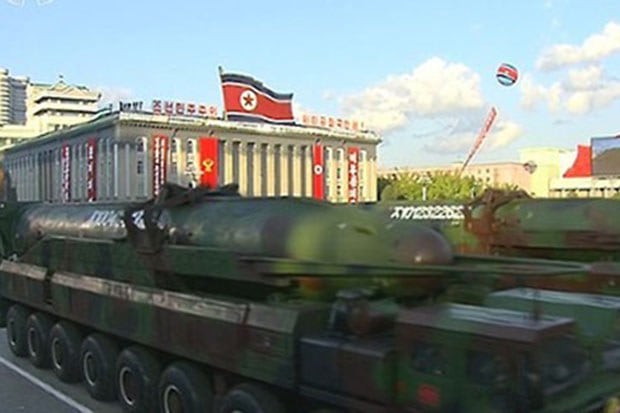 북한은 지난해 10월 평양 김일성 광장에서 열린 노동당 창건 70주년 기념 열병식에서 탄두가 개량된 KN-08을 공개했다. 