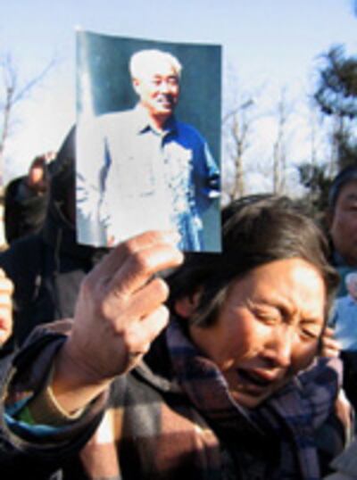 zhao_funeral_150.jpg