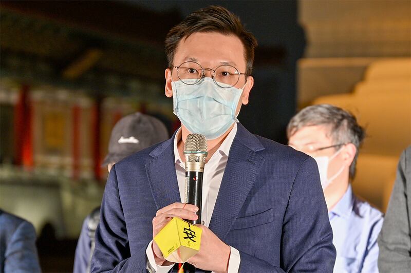 2021年2月8日，民進黨副秘書長林飛帆：希望政府能和民間團體合作拯救受中國迫害人士。（鍾廣政 攝）