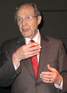 American University에서 강연중인 윌리엄 페리 (William J Perry) 전 국방장관