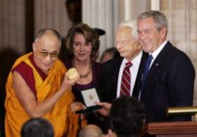 dalailama_medal_bush200.jpg