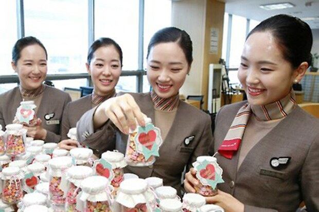 박삼구 금호아시아나그룹 회장이 지난 14일 화이트데이를 맞아 그룹 전체 여직원에게 사탕을 선물했다. 