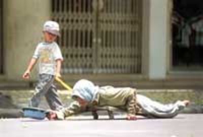 ChildrenBegger200.jpg