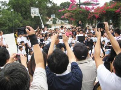 m0926-thpf4-2.jpg