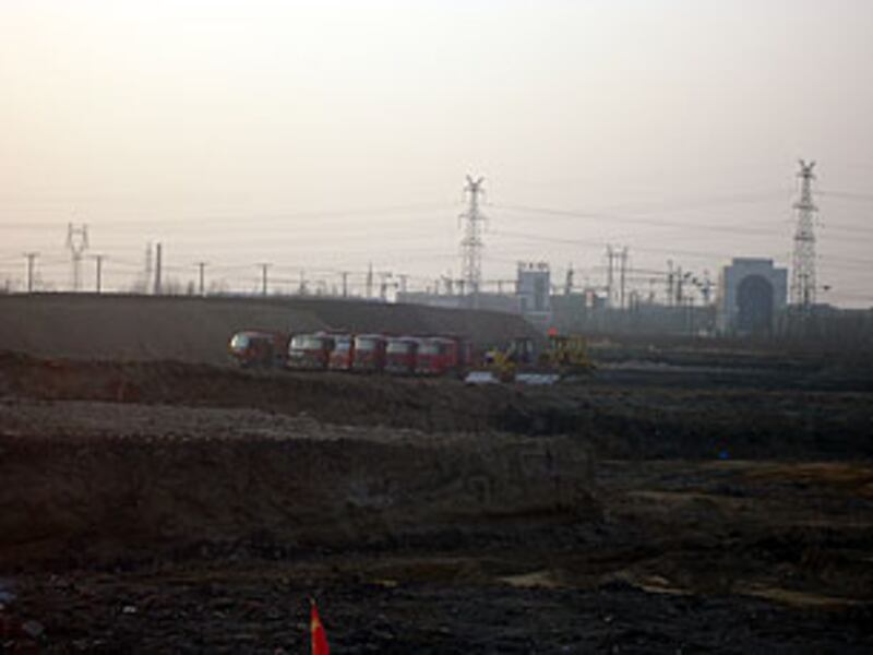 hulan_land_trucks305.jpg
