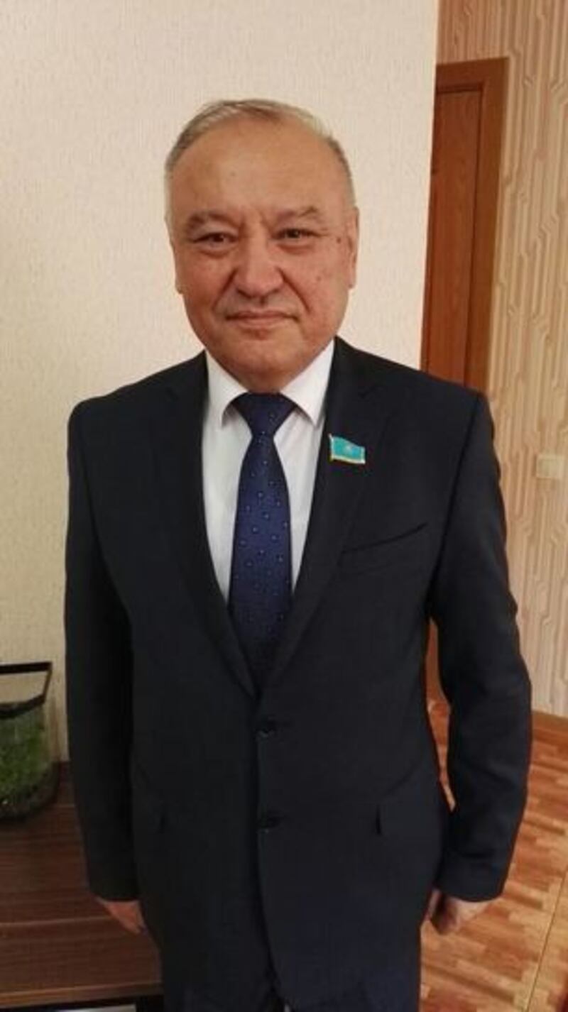 قازاقىستان پارلامېنتى ئالىي كېڭىشى ئەزالىقىغا سايلانغان شاھىمەردان ھۈسەن ئوغلى نۇرۇموف