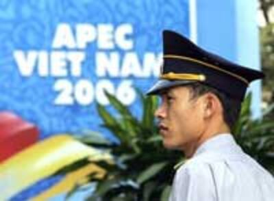 ApecPolice200.jpg