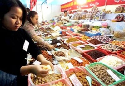 Gian hàng bán kẹo, mứt tại Hà Nội