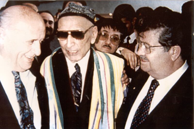 ozal_demirel_eysa_Alptekin.jpg