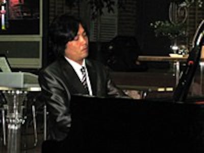 KimPiano200.jpg