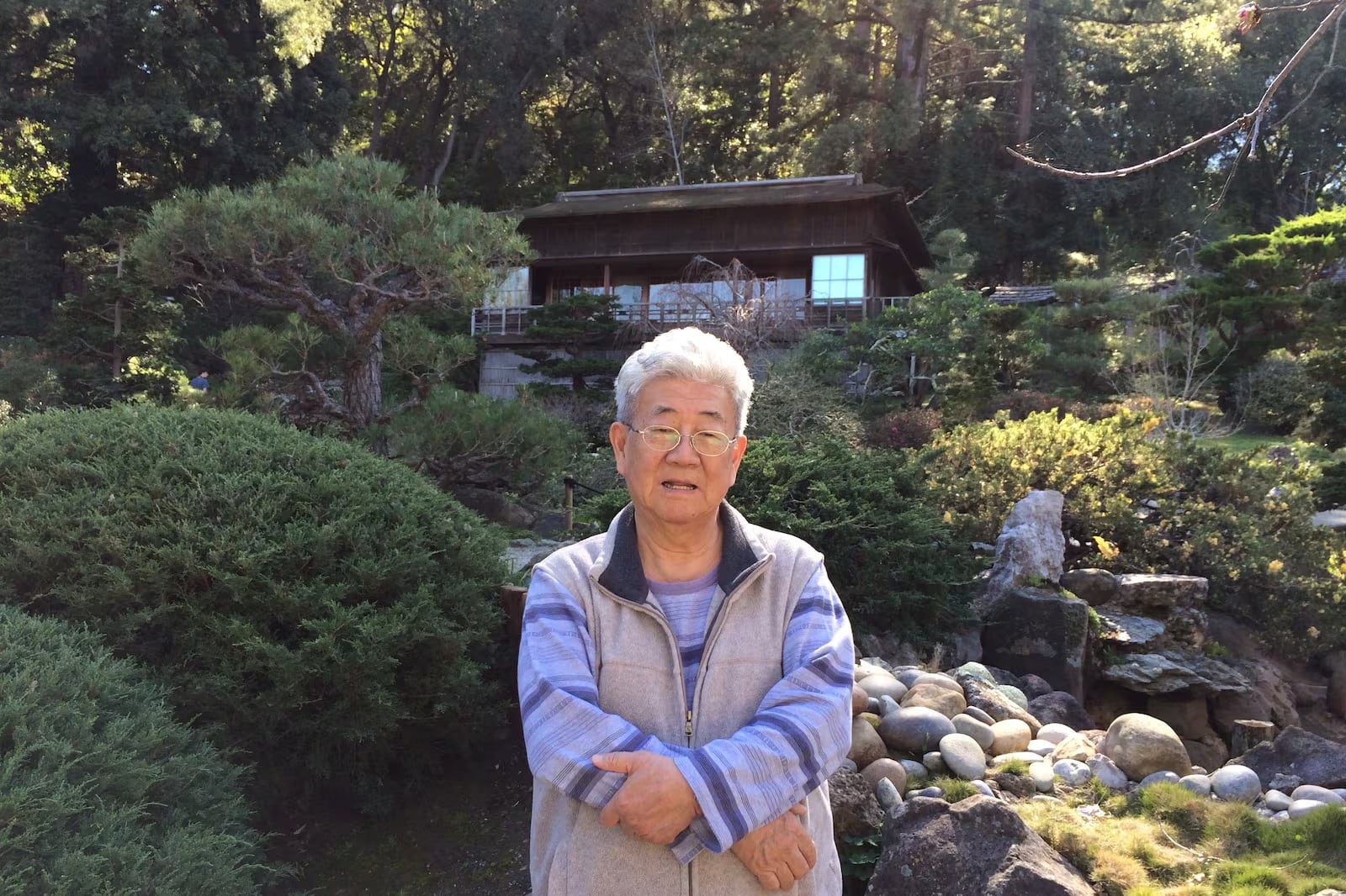 程凯生于1946年,生前曾担任中国《人民日报》社驻深圳记者站站长及《海南日报》总编辑。