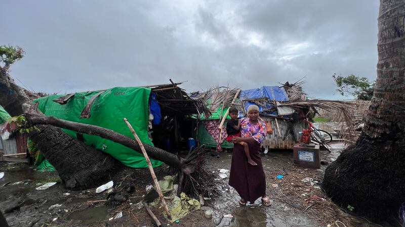 မိုခါမုန်တိုင်းကြောင့် ရွာလုံးကျွတ် ပျက်စီးသွားသည့် စစ်တွေမြို့နယ် ဘာဆာရာ ရိုဟင်ဂျာရွာအား ၂၀၂၃ ခုနှစ် ဇူလိုင်လ ၁၃ ရက်နေ့က တွေ့ရစဉ်။ (Photo: RFA)