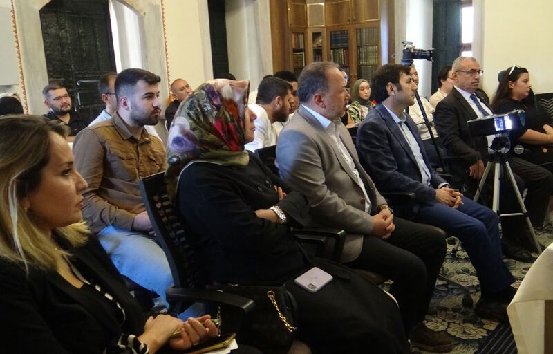 ئابدۇرېھىم ئۆتكۈر ئەپەندى تۇغۇلغانلىقىنىڭ 100 يىللىقىنى خاتىرىلەش يىغىنىدىن كۆرۈنۈش. 2023-يىلى 7-ئۆكتەبىر، ئىستانبۇل، تۈركىيە.