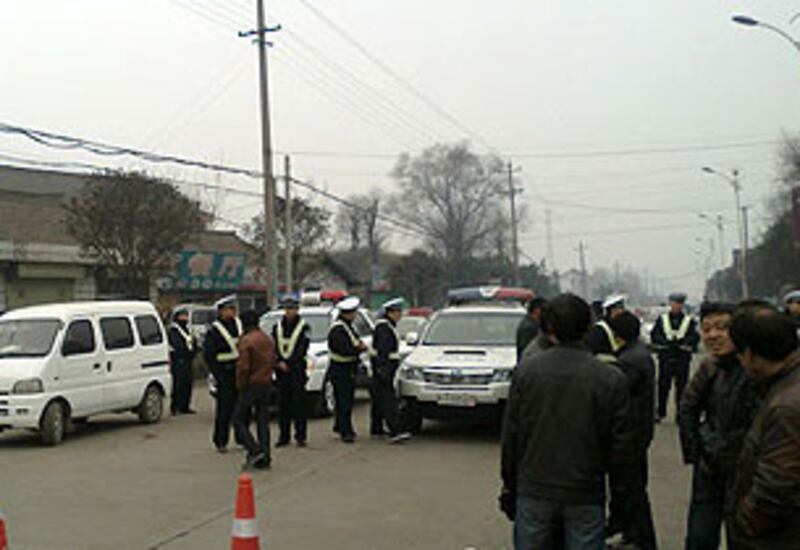 Shanxi_Hanzhong_Strike_police0215_2012_305.jpg