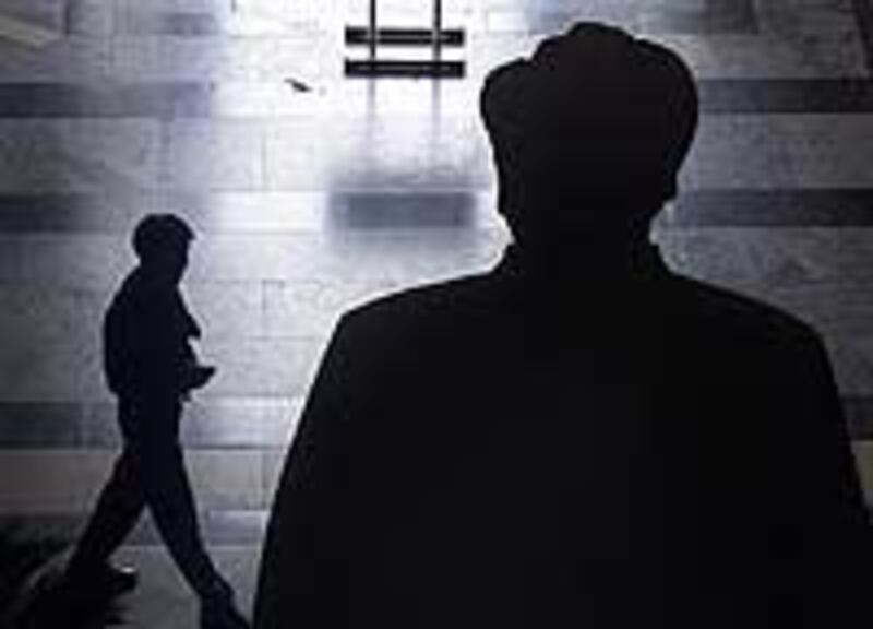 Mao_shadow200.jpg
