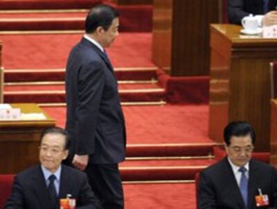 Họp quốc hội, ông Bạc Hy-Lai phía sau chủ tịch Hồ Cẩm-Đào và Thủ tướng Ôn Gia-Bảo, 9 tháng 3, 2012- AFP photo