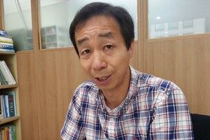 2일 서울 공덕동 겨레말큰사전 남북공동편찬사업회 사무실에서 만난 김학묵 처장.