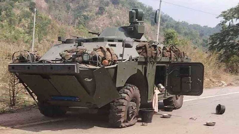 မြဝတီဘက်သို့ စစ်ကူလာသော စစ်ကောင်စီယာဉ်တန်းကို ကရင်အမျိုးသားလွတ်မြောက်ရေးတပ်မတော် (KNLA)နဲ့ ပူးပေါင်းတပ်တို့ တိုက်ခိုက်ပြီးနောက် ဧပြီလ ၂၂ ရက်နေ့တွင် Cobra Column တပ်ခွဲ-၄ က ထုတ်ပြန်ထားသည့်ပုံ။ (Photo: Cobra Column တပ်ခွဲ-၄)