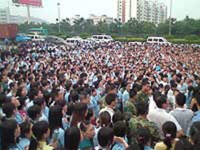 Shenzhen_strike200.jpg