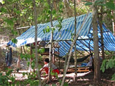refugee_shelter_200px.jpg
