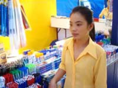 VnCambodiaFairButbi200.jpg