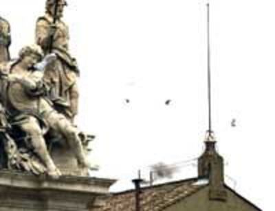 VaticanSmoke200.jpg