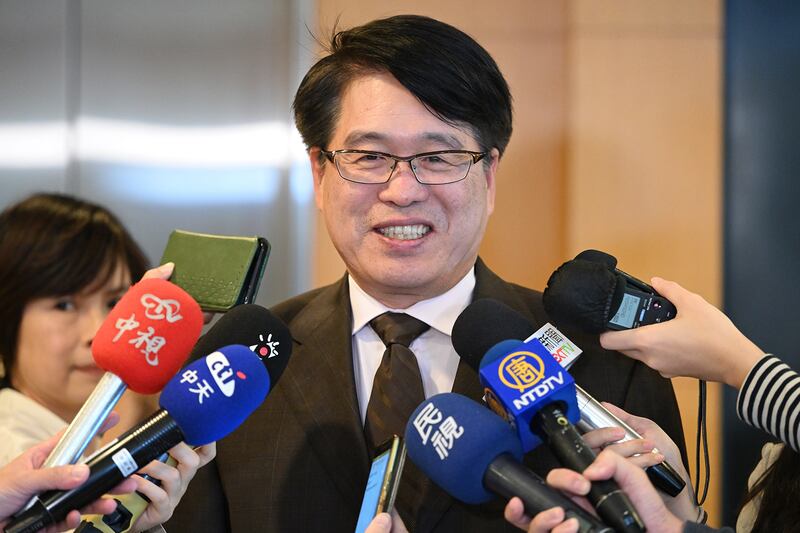 2021年5月25日，台灣民意基金會董事長游盈隆：過去一個月缺乏台美關係利多支撐，導致內部因素影響蔡英文聲望。（鍾廣政攝）