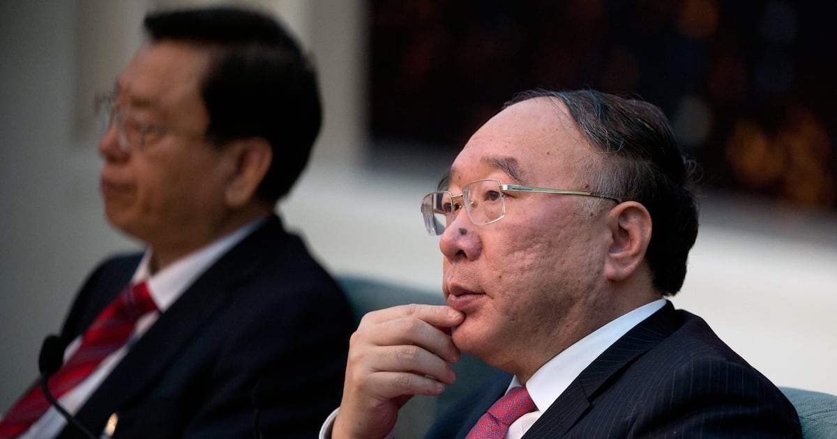 中国官场“不倒翁”黄奇帆 卸任重庆市长十年被查