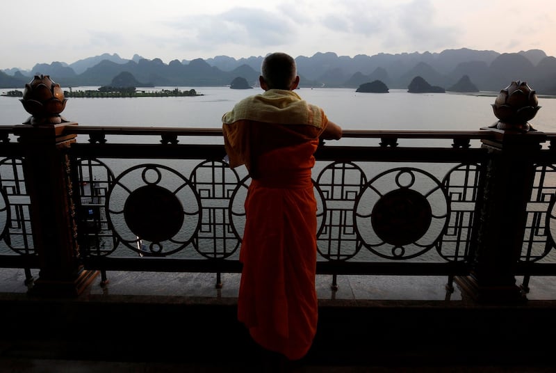 2019-05-13T163008Z_864269112_RC1AE2A6EBC0_RTRMADP_3_VESAK-DAY-VIETNAM.JPG